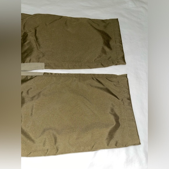 Cabela’s Men’s Dry-Plus Waterproof Outdoor Pants, Size 42 Regular - Picture 7 of 11